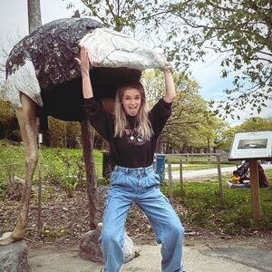 Meet your Posher, Kayla